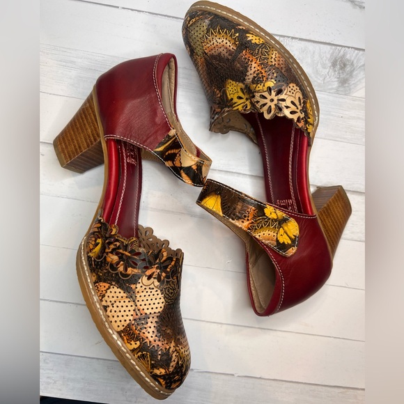 Spring Step Sunset Mary Jane Pump in red / Pre owner - Picture 2 of 11